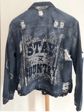 Stay Country Distressed Graphic Denim Button-Up Jacket in Dark Blue